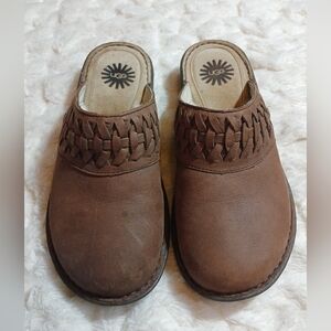 UGG Anila Womens 8 Braided Slip On Clogs Brown Leather Sheepkin Lined